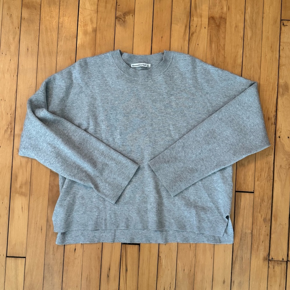 Abercrombie long sleeve sweater